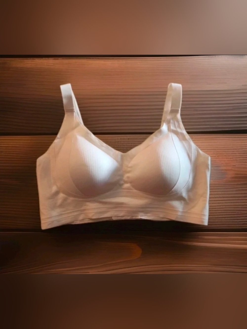 Creamish White Amazon Seamless Wireless Comfort Ultra SOFT BRA. LARGE